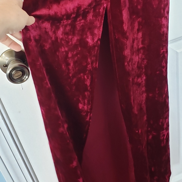 Red Velvet Prom Dress - Picture 6 of 8